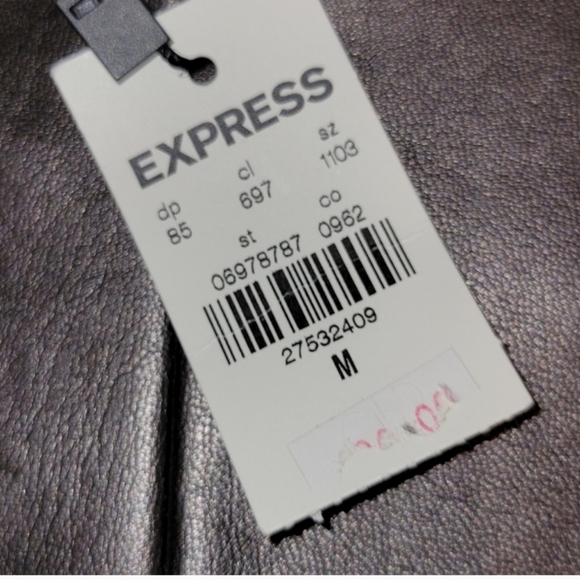 Express faux leather leggings - Picture 3 of 5